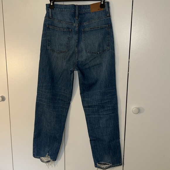 Madewell Classic Straight Jeans in Novello Wash - Picture 4 of 7